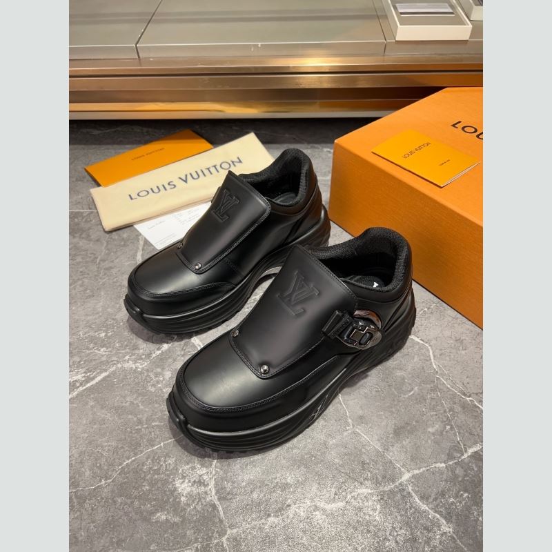 l**is V*t*n sneakers